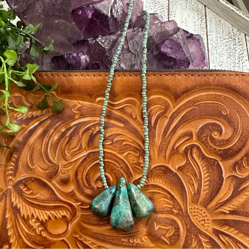 Turquoise Beaded Necklace 3 stone pendant